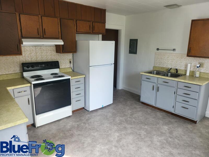 929 Jackson St - Upper property image