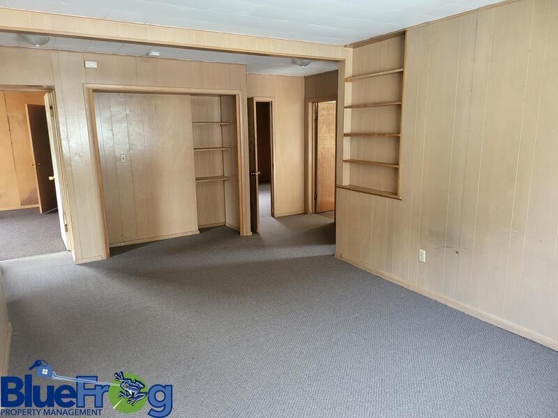 929 Jackson St - Upper property image