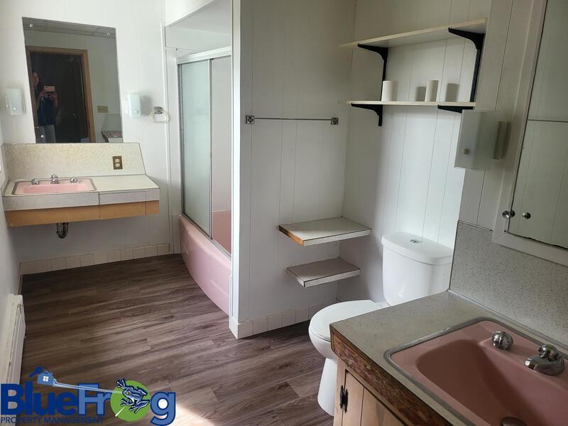 929 Jackson St - Upper property image