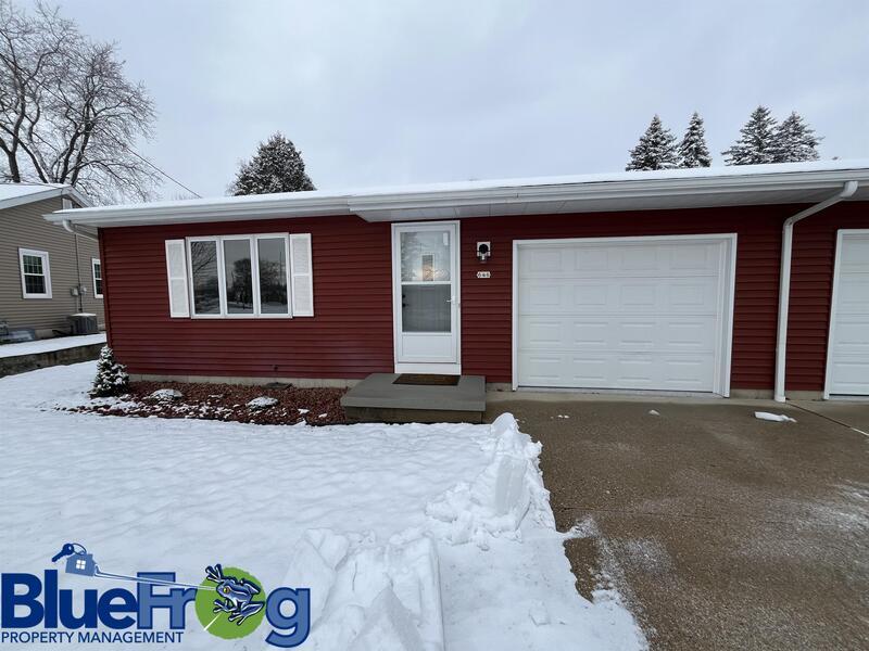 646 Woodlawn Dr property image