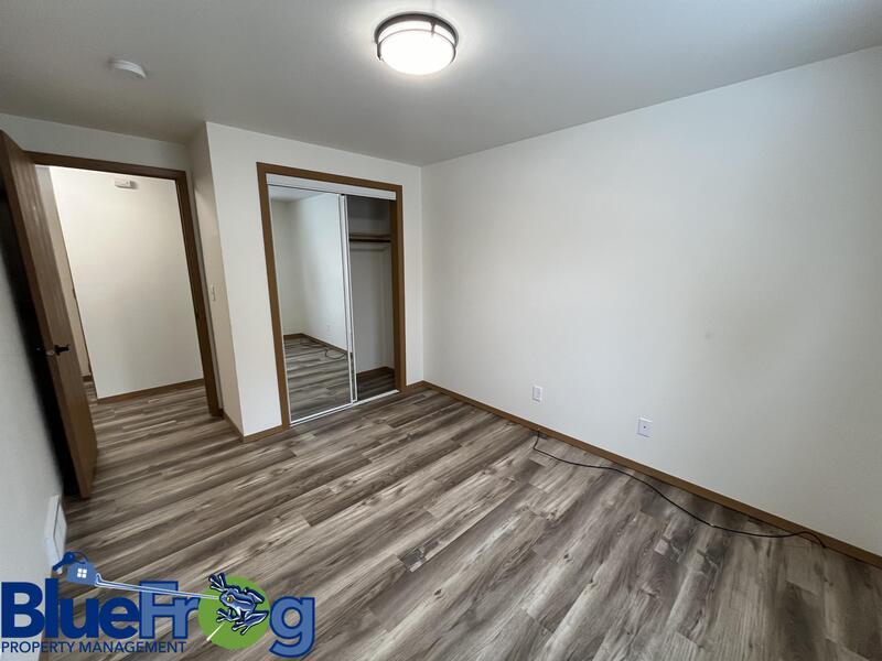 646 Woodlawn Dr property image