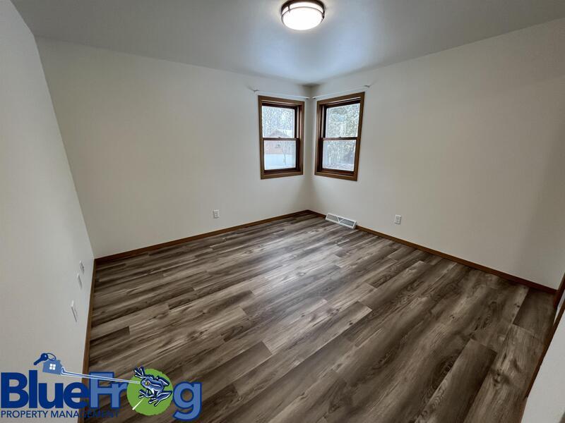 646 Woodlawn Dr property image