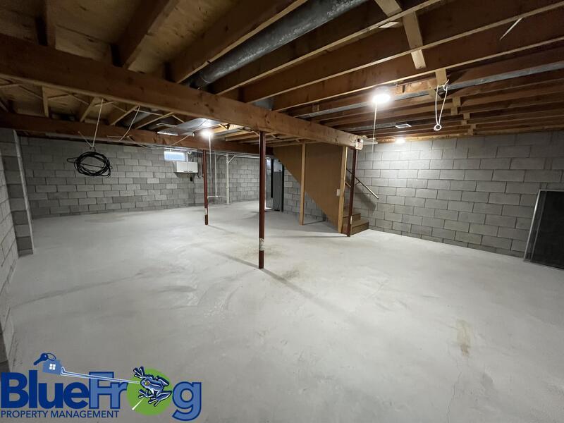 646 Woodlawn Dr property image