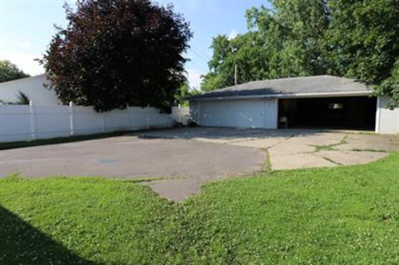 1323 Doty Street - A property image