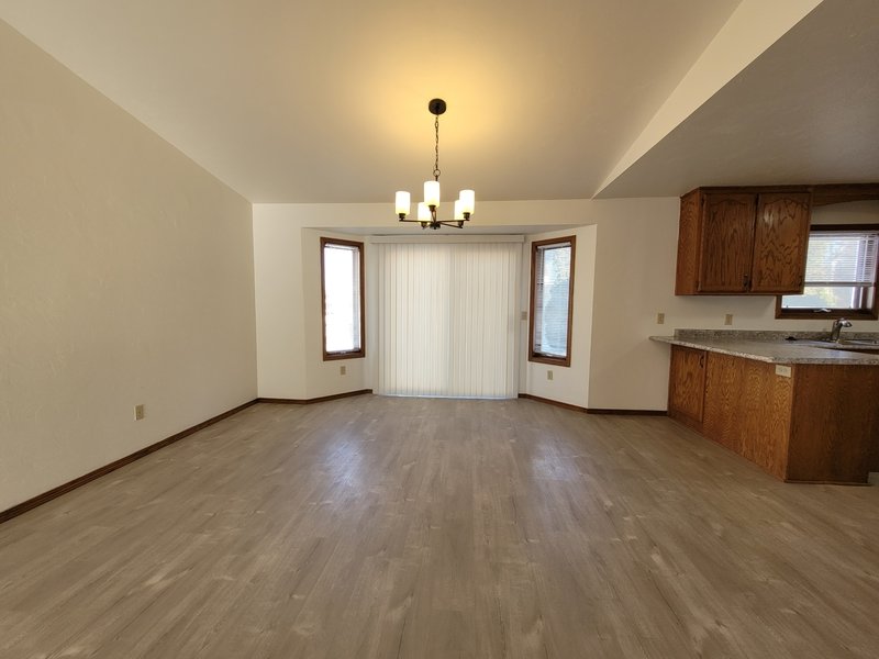 2008/2010 Schanock Drive - 2010 property image