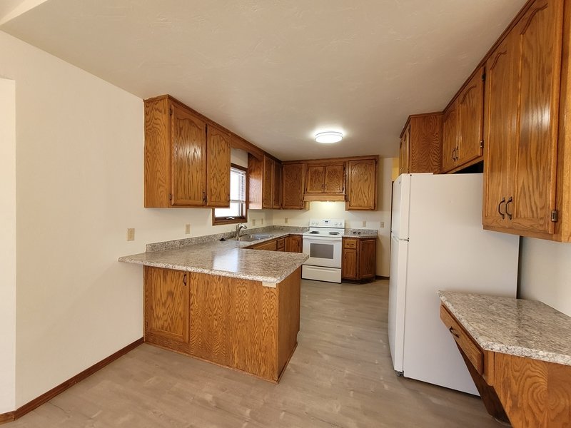 2008/2010 Schanock Drive - 2010 property image