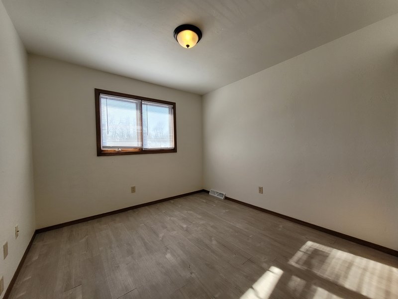 2008/2010 Schanock Drive - 2010 property image