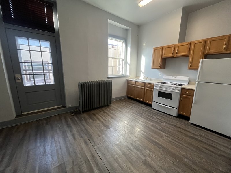 212 N 8th Street - 3 property image