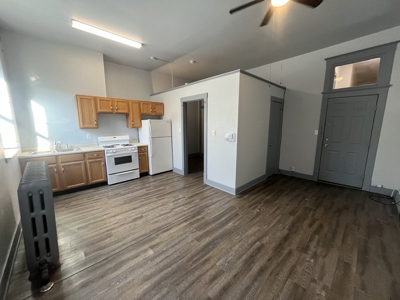 212 N 8th Street - 3 property image