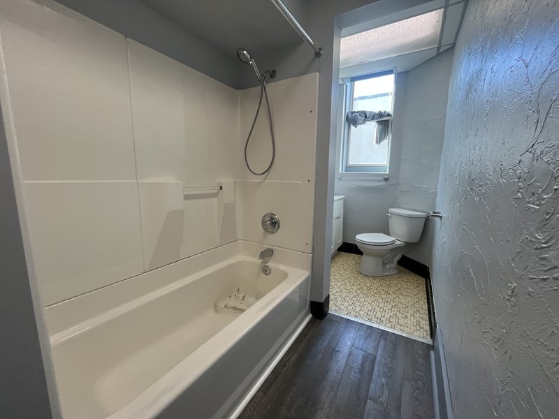 212 N 8th Street - 3 property image