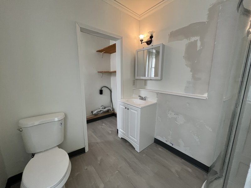 924 N 10th property image