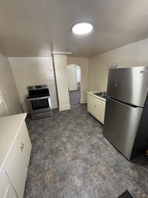 844 3rd Street - 1/2 property image