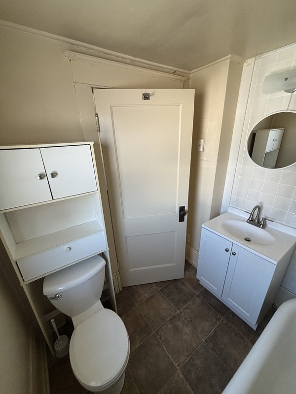 844 3rd Street - 1/2 property image