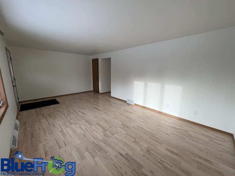 644 Woodlawn Dr property image