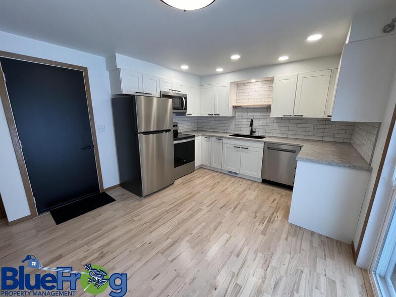 644 Woodlawn Dr property image