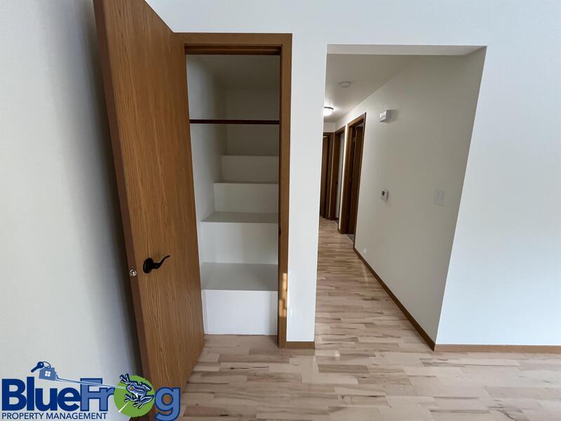 644 Woodlawn Dr property image