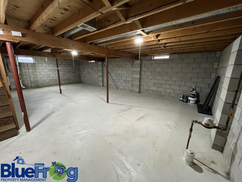 644 Woodlawn Dr property image