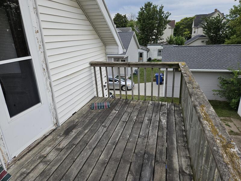 425 Monroe Street - Upper property image