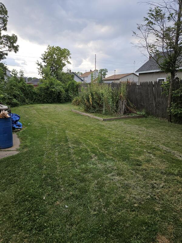 425 Monroe Street - Upper property image