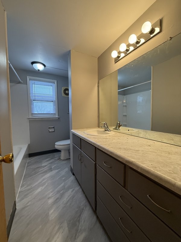 2205 South 10th Street - Upper property image