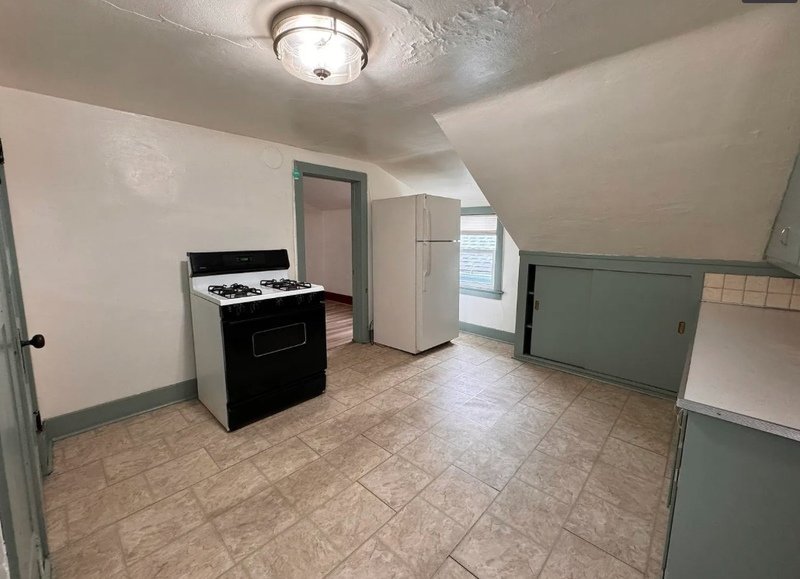 1527 Indiana Avenue property image