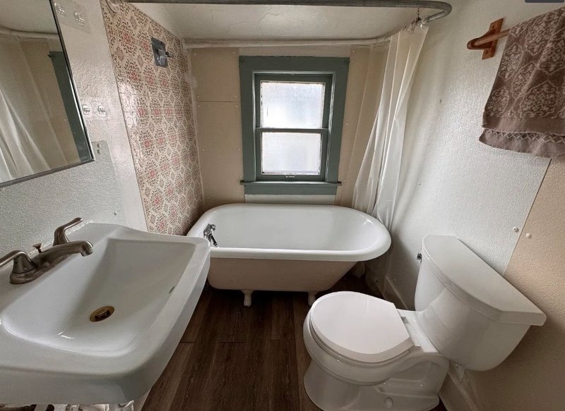 1527 Indiana Avenue property image