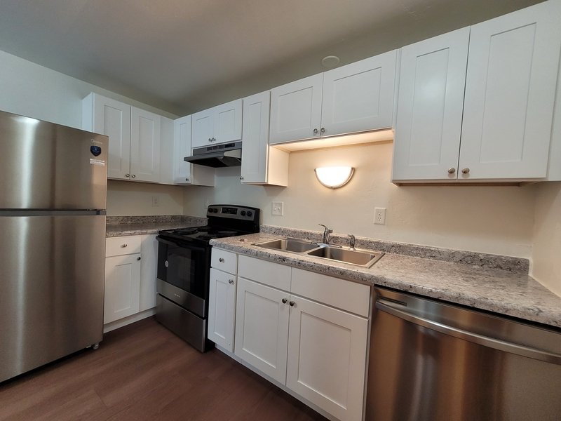 308 Leeland Street - 4 property image