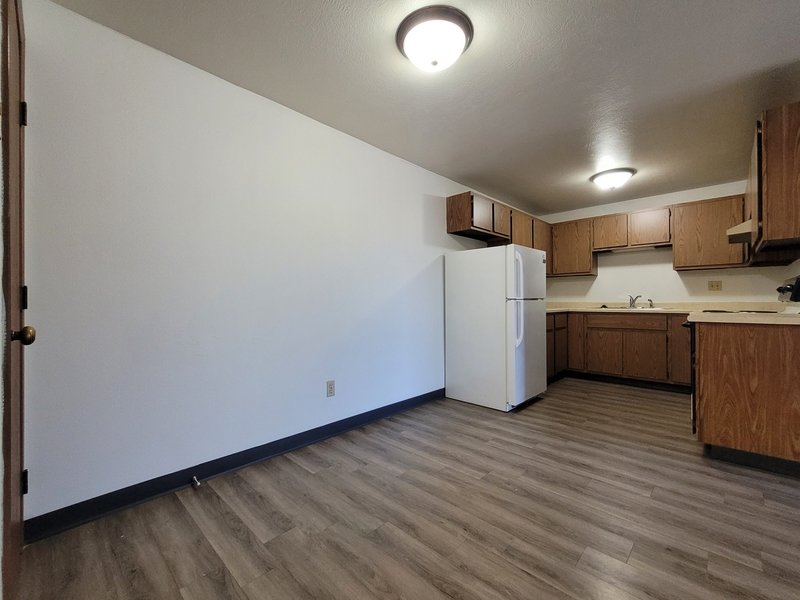 1721 Lenwood Avenue Unit 10 property image