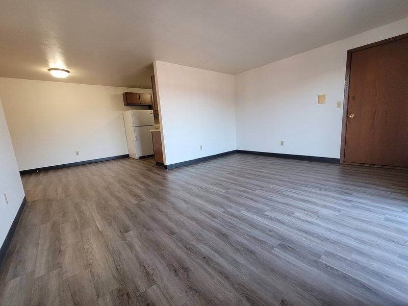 1721 Lenwood Avenue Unit 10 property image