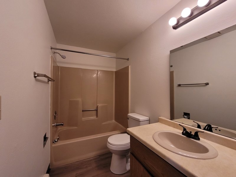 1721 Lenwood Avenue Unit 10 property image