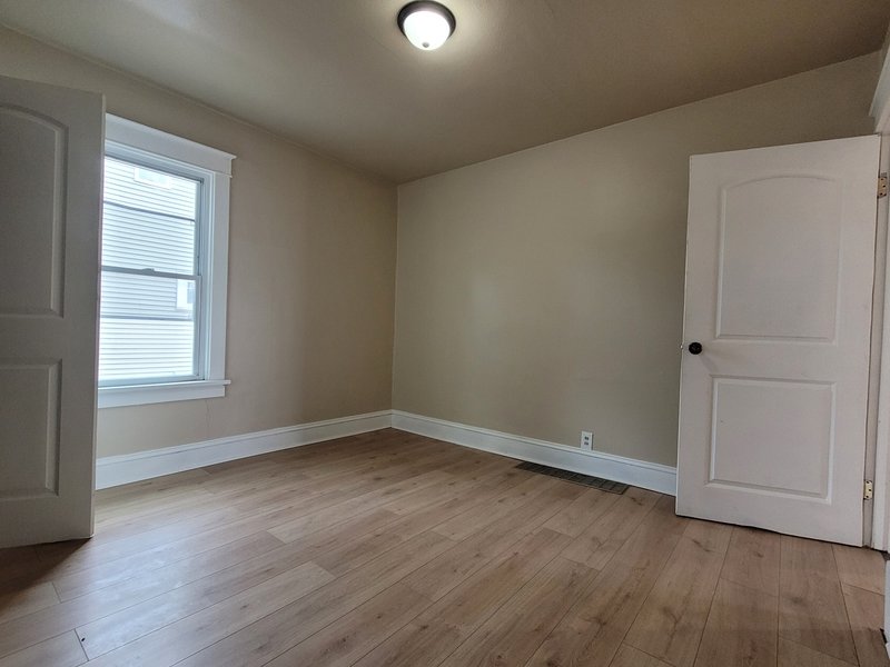 1101 Lawe Street property image