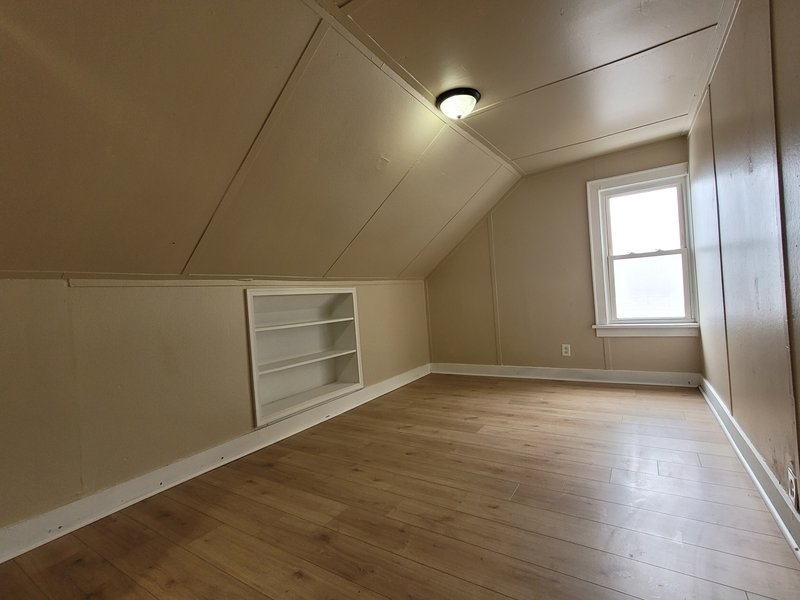 1101 Lawe Street property image