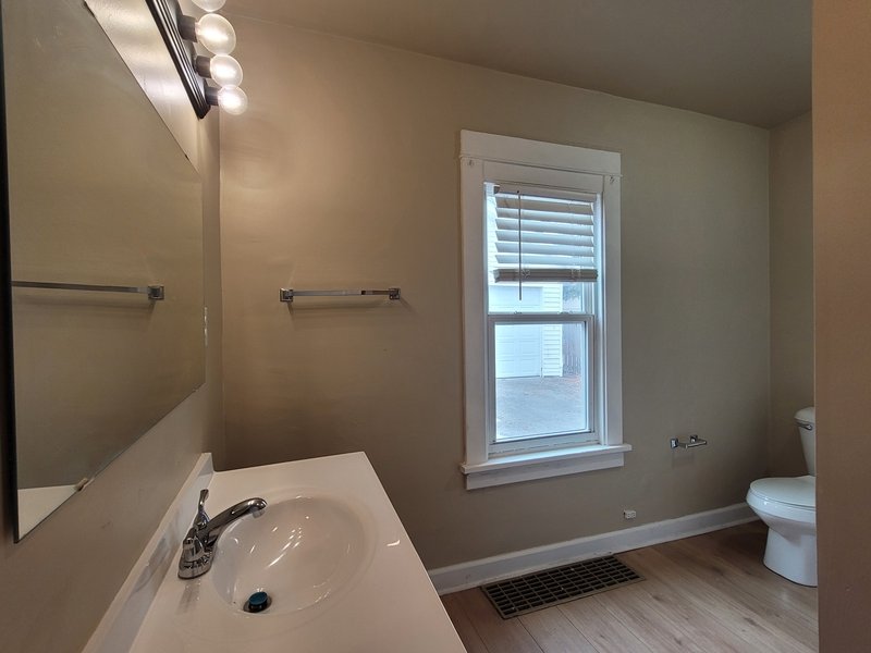 1101 Lawe Street property image