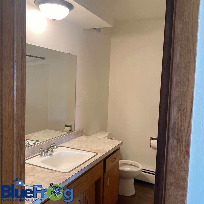 210 North Summit Street - 1 property image