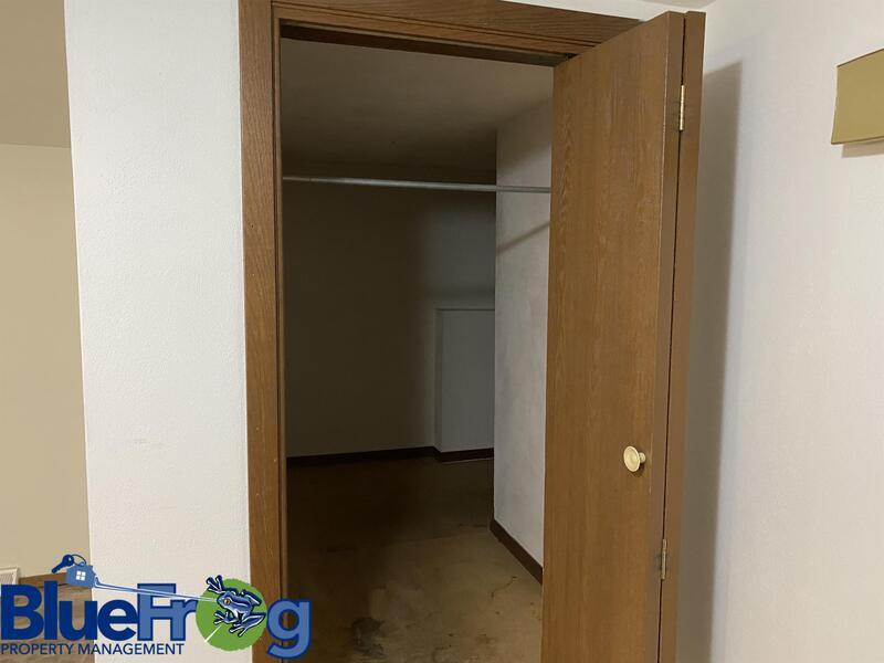 1920 Division Street - 11 property image