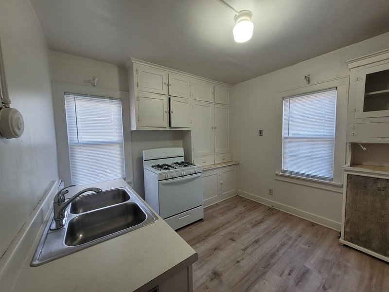 701 North Chestnut Avenue Lower property image