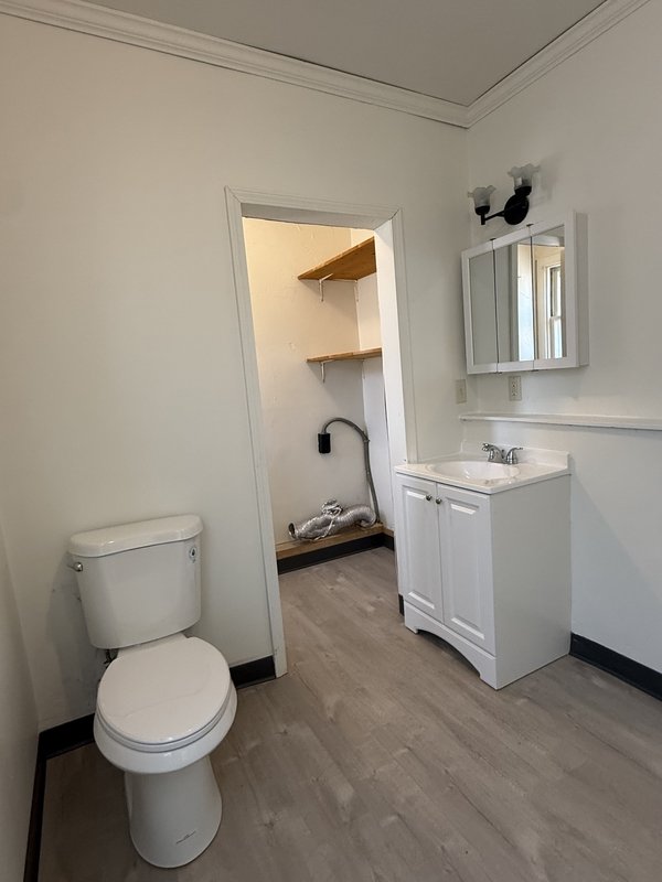 1003 Ontario Avenue property image