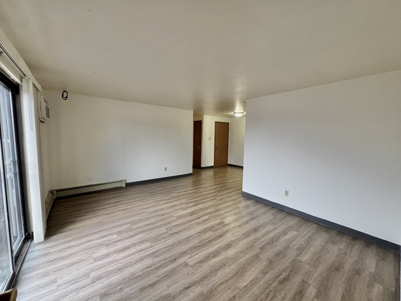 1721 Lenwood Avenue Unit 10 property image