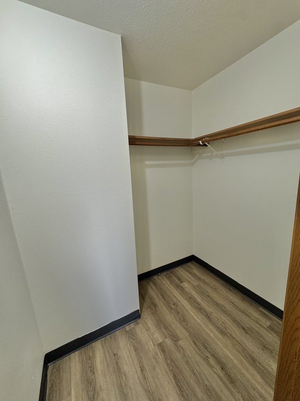 1721 Lenwood Avenue Unit 10 property image