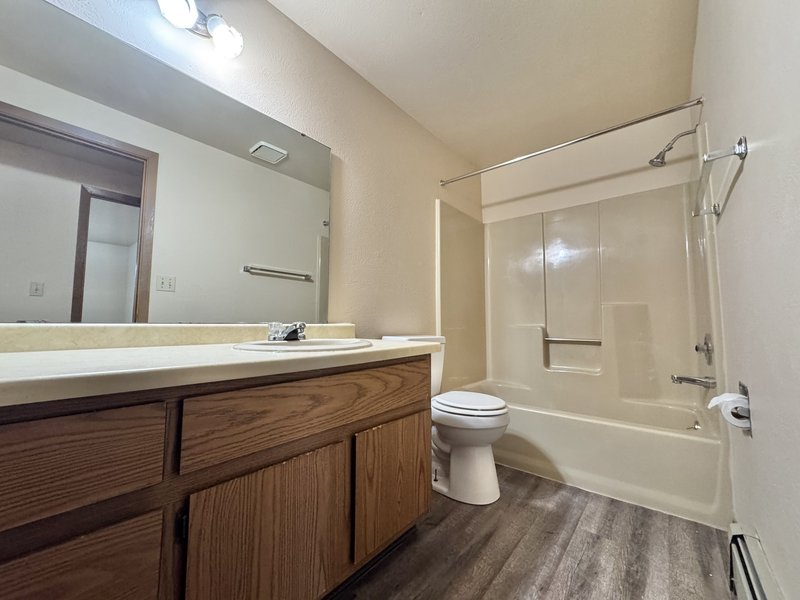 1721 Lenwood Avenue Unit 5 property image