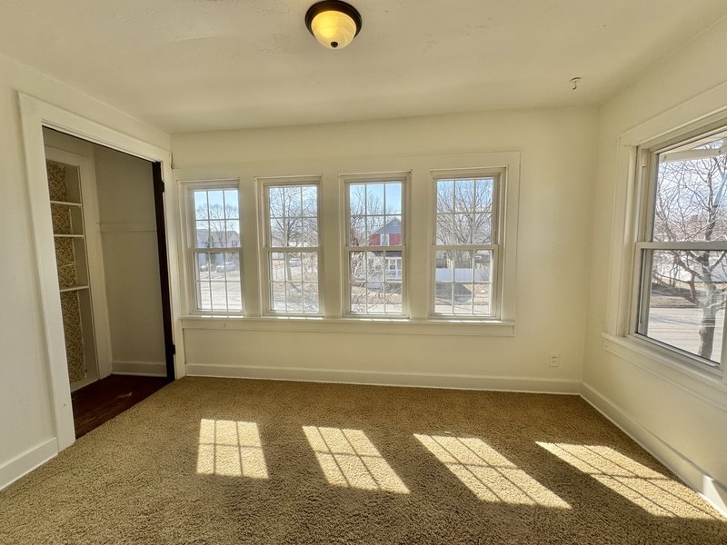 701 North Chestnut Avenue Upper property image