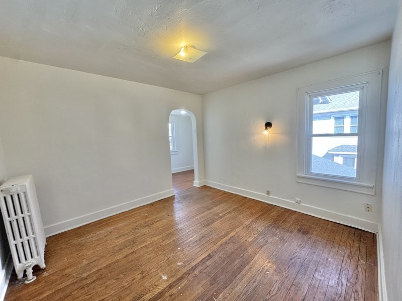 701 North Chestnut Avenue Upper property image