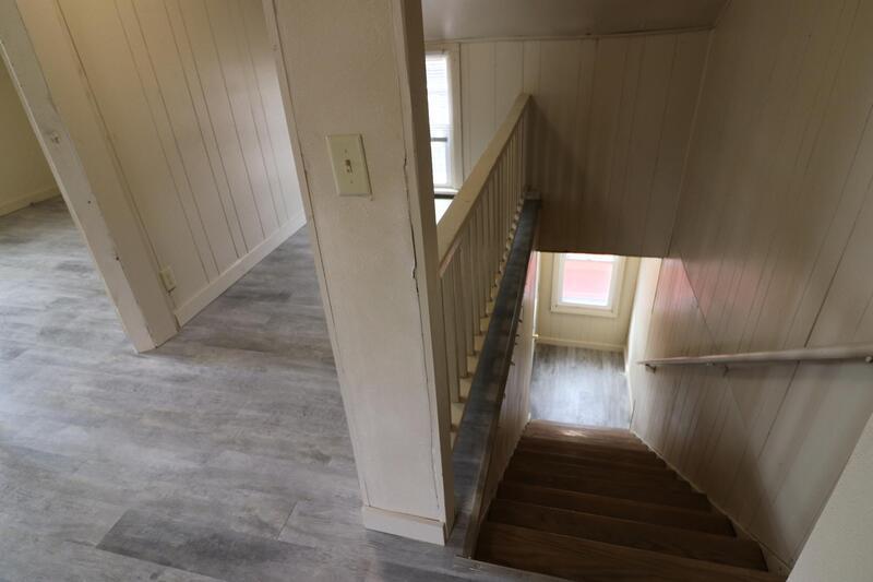 423 Draper Street - 423 1/2 property image