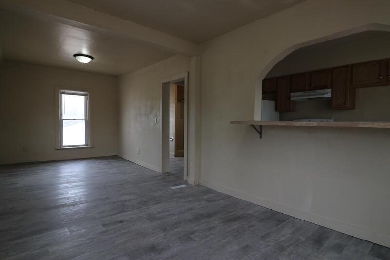 423 Draper Street - 423 1/2 property image