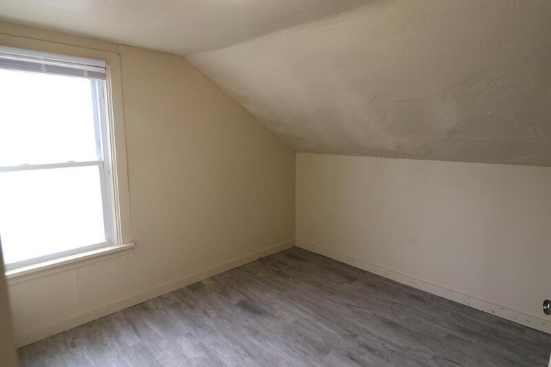 423 Draper Street - 423 1/2 property image