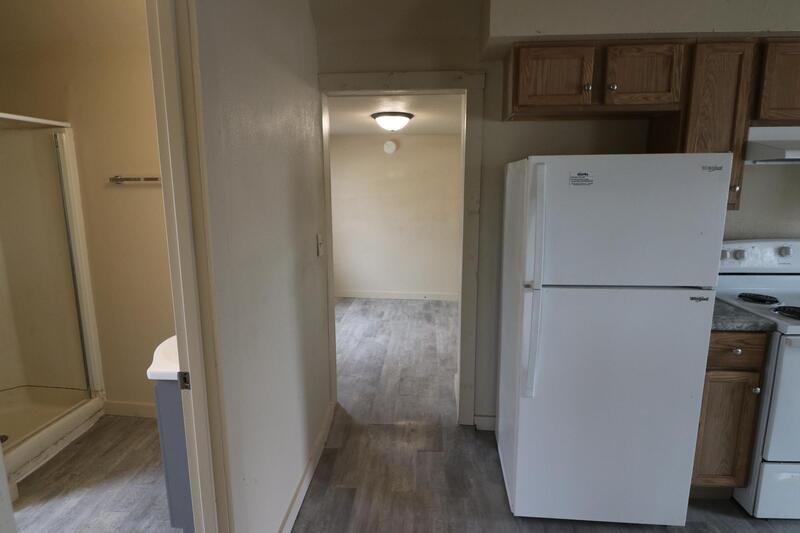 423 Draper Street - 423 1/2 property image