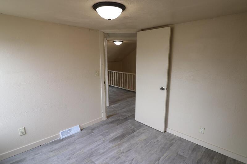 423 Draper Street - 423 1/2 property image