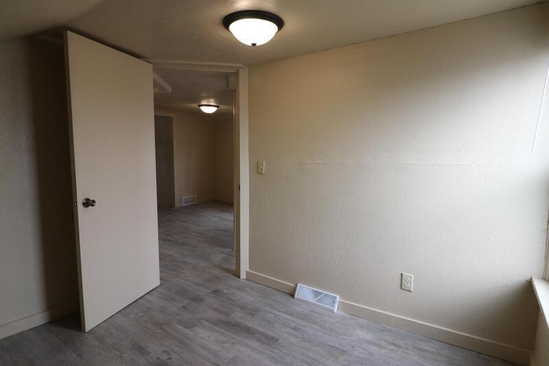 423 Draper Street - 423 1/2 property image