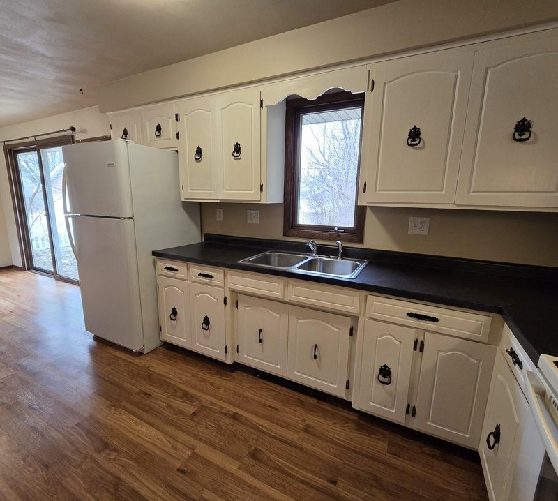 1140/1142 West Weiland Lane - 1140 property image