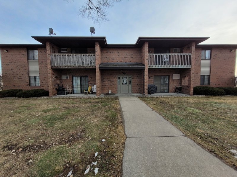 230 Robbins Street - 8 property image